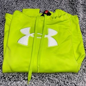 Women’s medium neon green under armer hoodie.